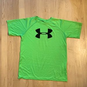 Green Under Armer Boys shirt